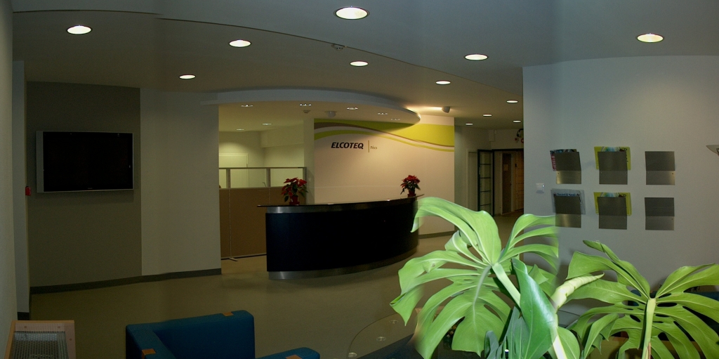 Pécs, Elcoteq – recepció belsőépítészete